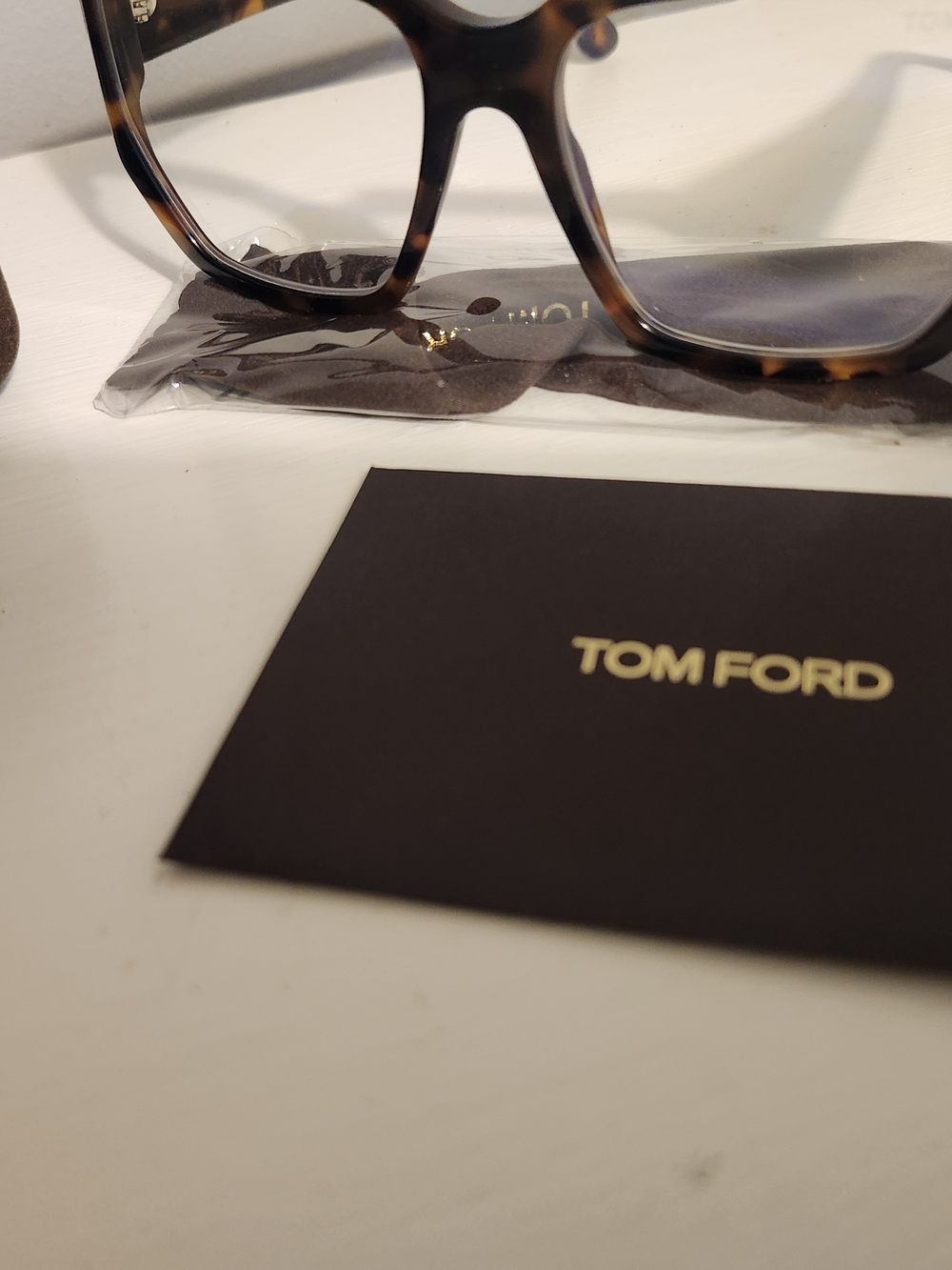 Tom Ford Unisex Tortoiseshell Sunglasses Blue Block - Brown - Picture 6 of 7